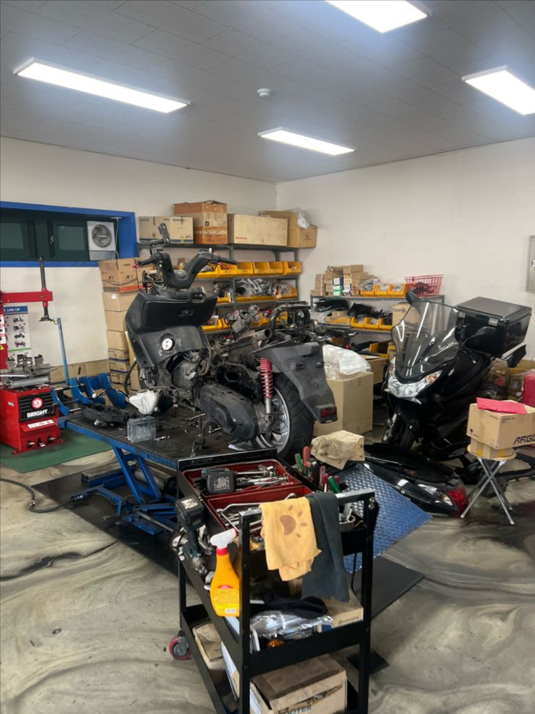 sym 보이져 300 cc 16년식 리스토어 판매합니다 이미지