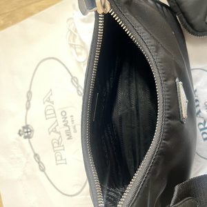 프라다 2005 리에디션 나일론 호보 체인 크로스백 이미지