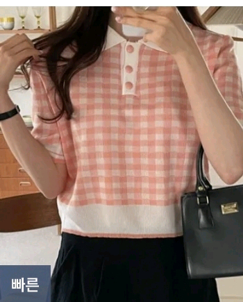 체크 카라 니트 반팔 티셔츠 코랄 핑크 / 쇼퍼랜드 아뜨랑스 니어웨어 육육걸즈 핫핑 리리앤코 메이비베이비 케이클럽 이미지