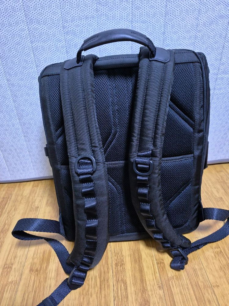 [TUMI]쌤소나이트, 투미 백팩 알파 브라보 로지스틱스 블랙 새상품 판매합니다. 이미지