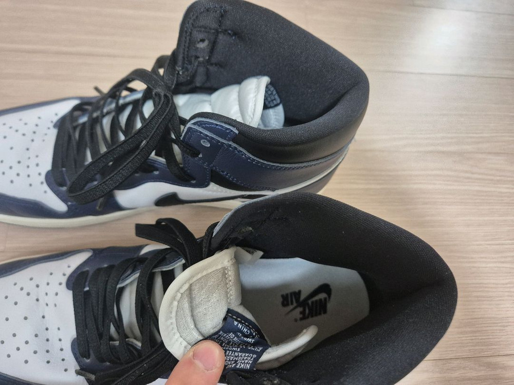 조던1 하이 미드나잇네이비 290사이즈 이미지