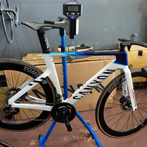 캐니언 에어로드 CFR 3세대 판매 이미지