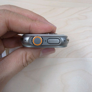 애플워치 울트라2 티타늄 49mm 이미지