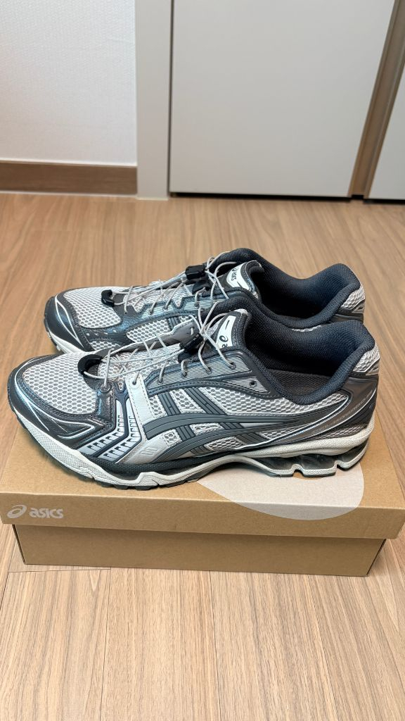 [290] 아식스 언리미티드 젤 카야노 14 오이스터 그레이 이미지