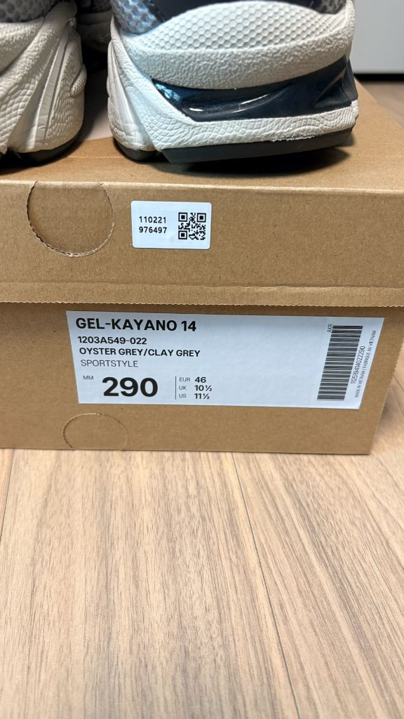 [290] 아식스 언리미티드 젤 카야노 14 오이스터 그레이 이미지