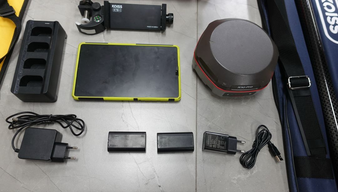 중고 gps 측량기 gnss 수신기 KOLIDA K10 Pro RTK 측량기 중고 풀세트 판매합니다. 이미지