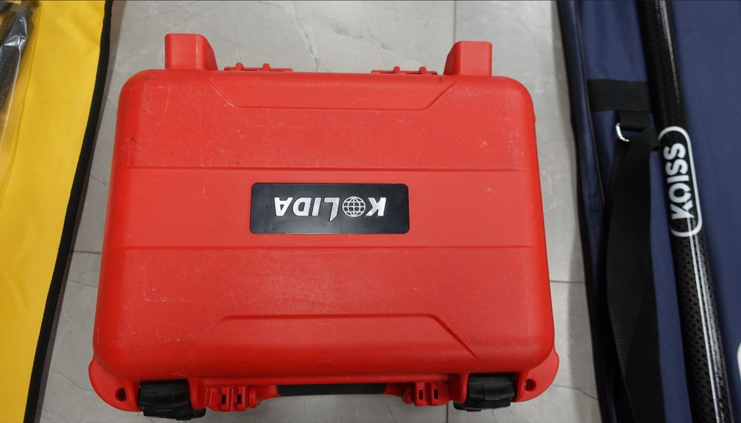 중고 gps 측량기 gnss 수신기 KOLIDA K10 Pro RTK 측량기 중고 풀세트 판매합니다. 이미지