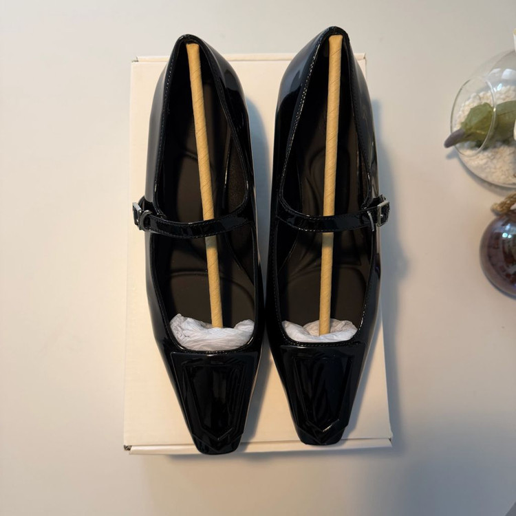 슈콤마보니 플랫 메리제인 슈즈 235-240mm 실착 1회(정가34만원) 이미지