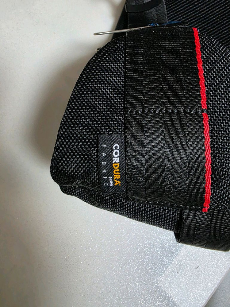 디스커버리 익스페디션 힙색 이미지