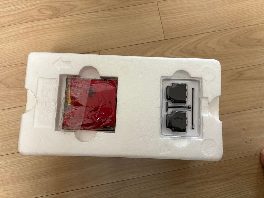 1/18 초레어 하이엔드 다이캐스트 모형카 판매합니다(BBR ENZO, BENZ 190E EVO2, R8) 이미지