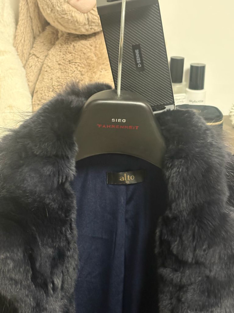 알토 천연모피 퍼 베스트 네이비 66 이미지