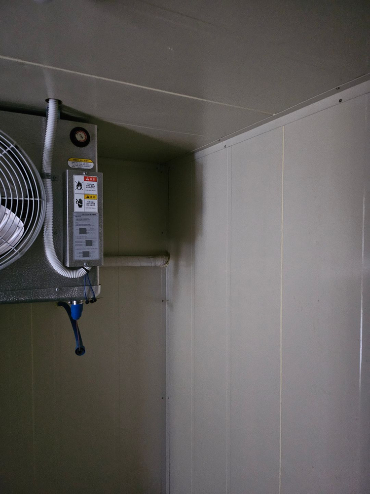 냉동창고 냉장저장고 저온저장고 약2.5평판매합니다 이미지