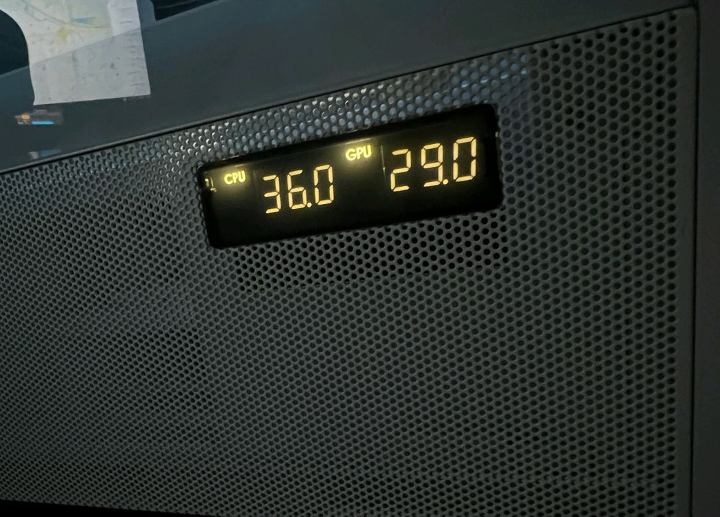 9800x3d RTX 5090 어로스마스터 ICE 1200w 고사양 화이트 데스크탑 수냉 PC 이미지