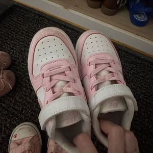 나이키 키즈 덩크로우, 컨버스 척테일러 핑크 이미지