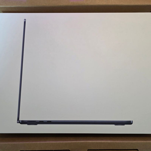 맥북 에어 M5 13인치 미드나이트 미개봉 팝니다 이미지