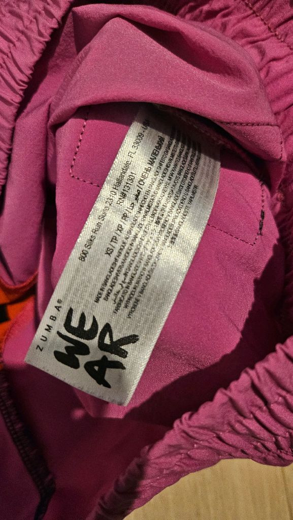 줌바웨어 상의 XS 이미지