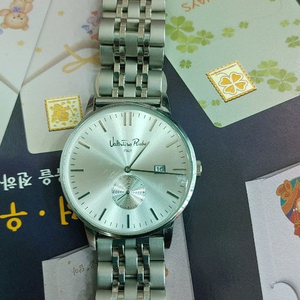 깔끔한 발렌티노 루디 남성시계 이미지