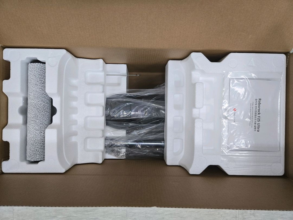 로보락 울트라 블랙 이미지