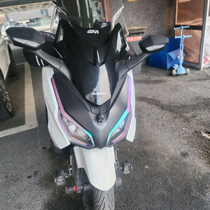 포르자350 23년식 R3 대차가능 이미지