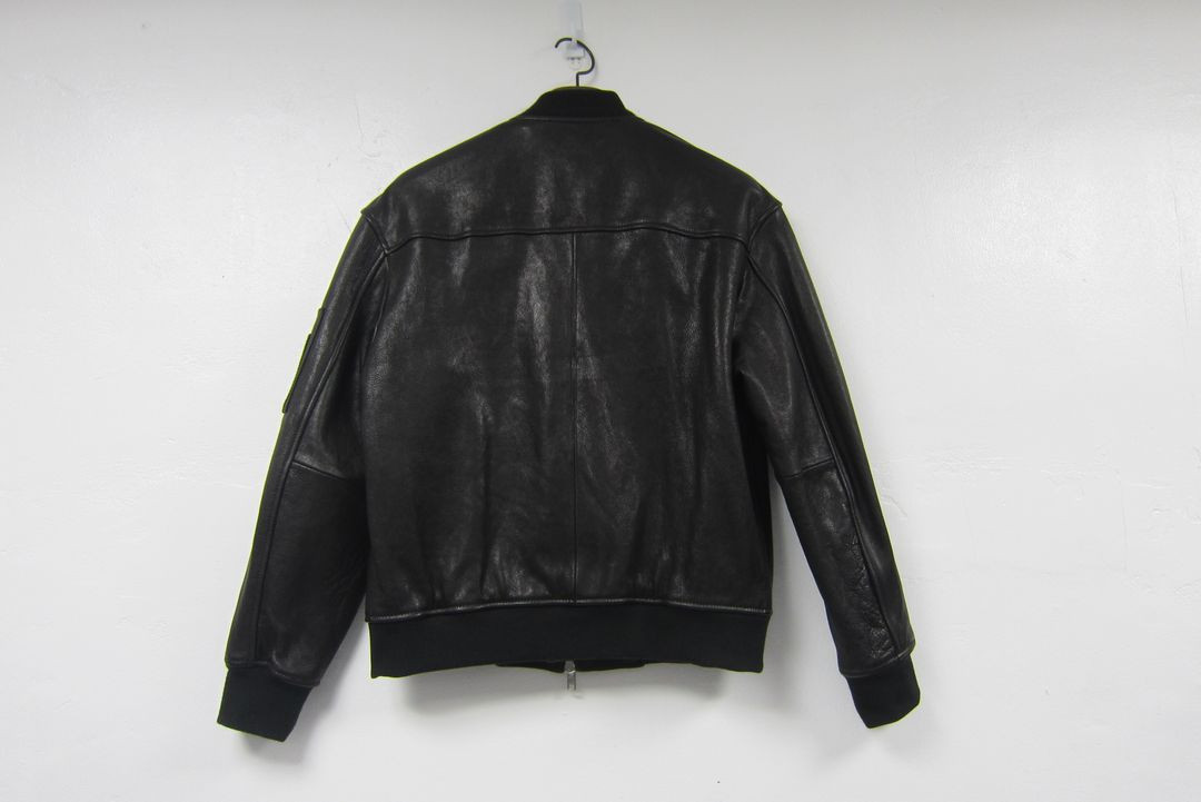 느와르라르메스 가죽자켓 46사이즈 이미지