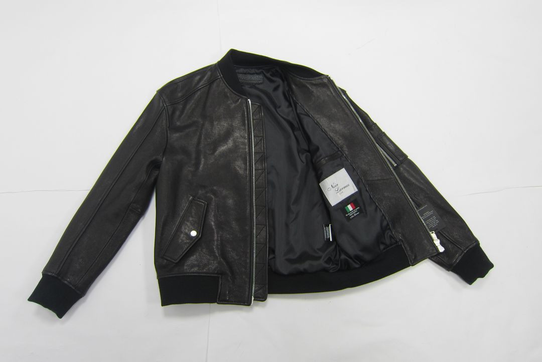 느와르라르메스 가죽자켓 46사이즈 이미지
