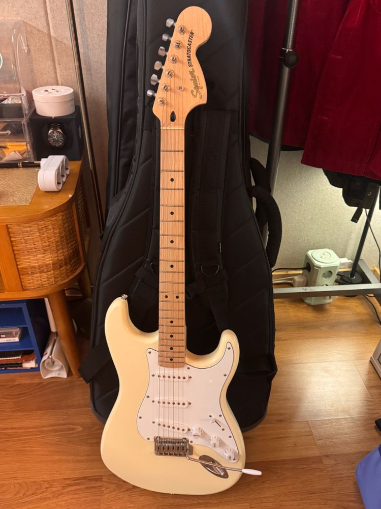 스콰이어 펜더 어피니티 스트리토캐스터(스트랫) 일렉기타 판매 이미지
