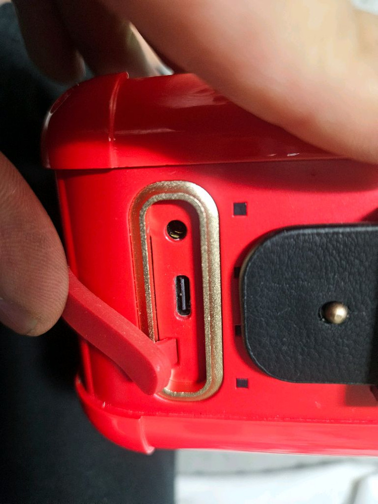 Divoom Mocha 휴대용 블루투스 스피커 이미지