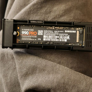 삼성 v nand ssd 990 pro 2tb + 케이스 usb선 이미지