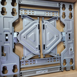 55.65.75.인치 TV 벽걸이 브라켓 LG. 삼성. 겸용 콘센트 무타공 겸용 이미지