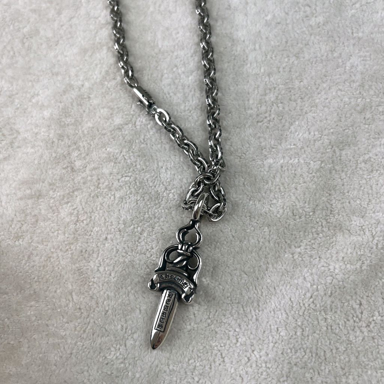 크롬하츠 페이퍼+대거 목걸이 이미지