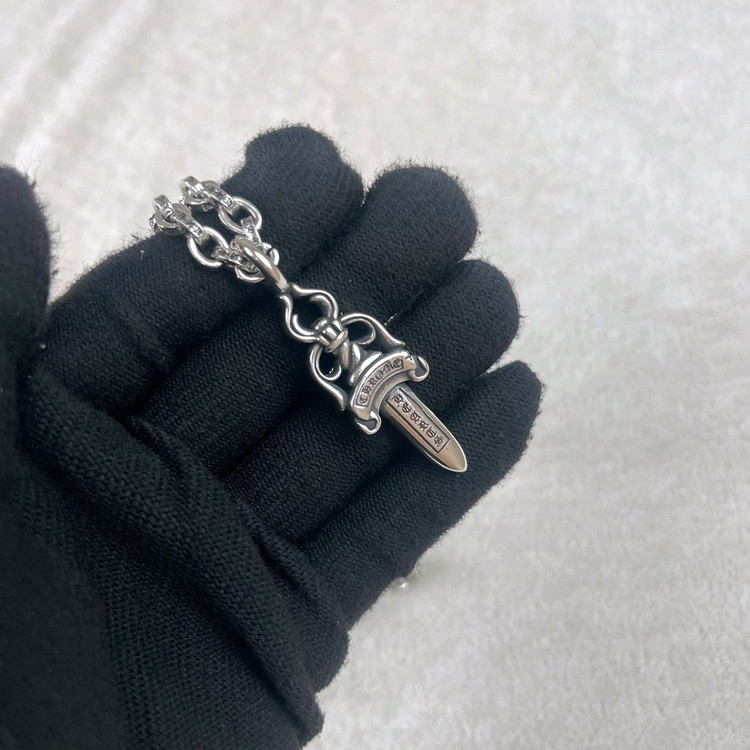 크롬하츠 페이퍼+대거 목걸이 이미지