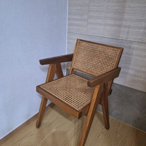 라탄체어 이나무로체어 카페의자 이미지