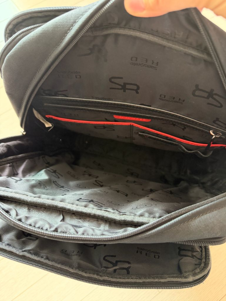 샘소나이트 백팩 이미지