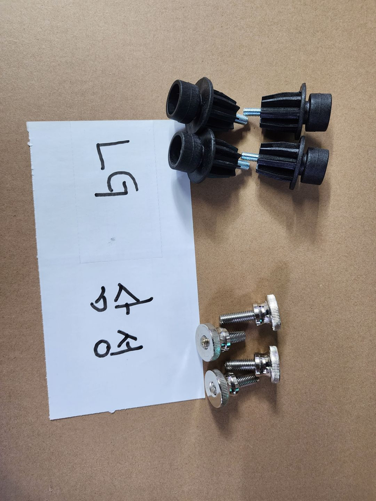 55.65.75.인치 TV 벽걸이 브라켓 LG. 삼성. 겸용 콘센트 무타공 겸용 이미지