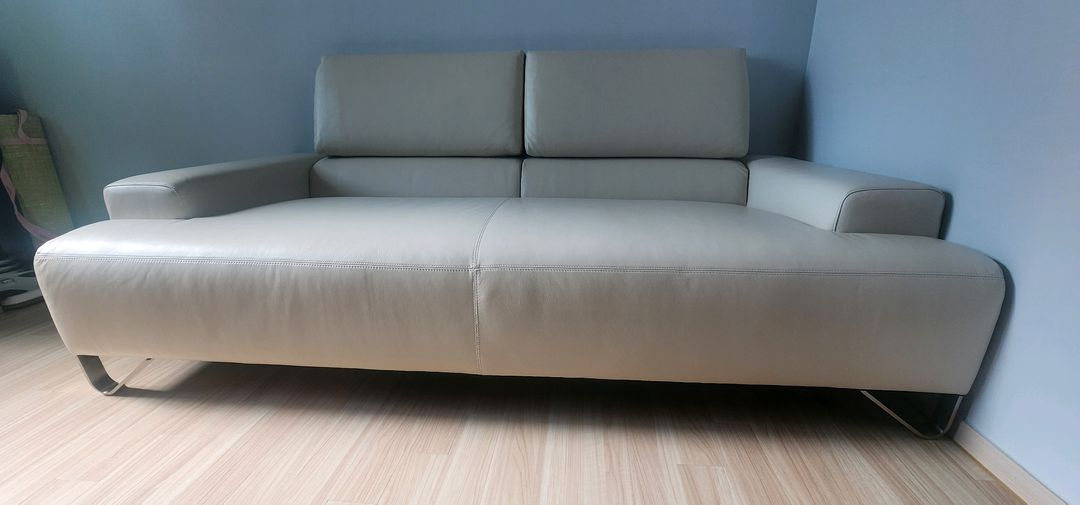 나뚜찌쇼파3인 팝니다. 이미지