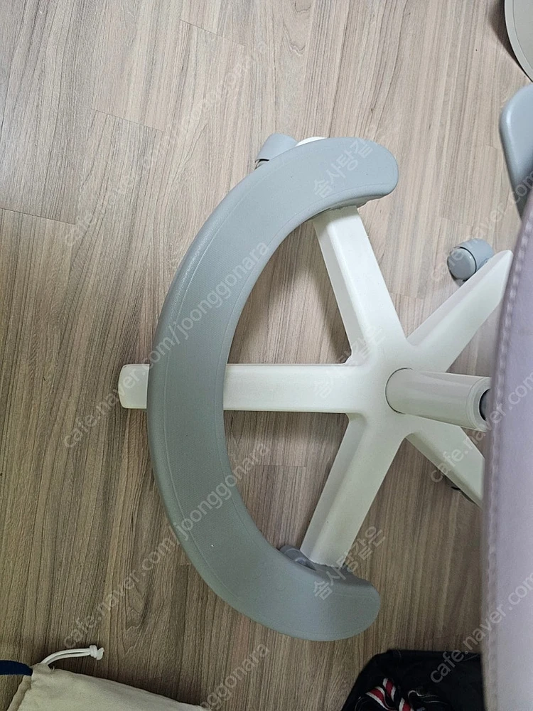 일룸 링고의자 (발받침, 무회전, 높낮이 가능) 이미지
