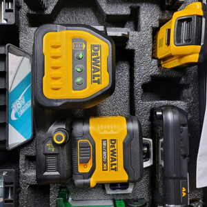 디월트 레이저 레벨기 dce089d1g-kr풀셋 이미지