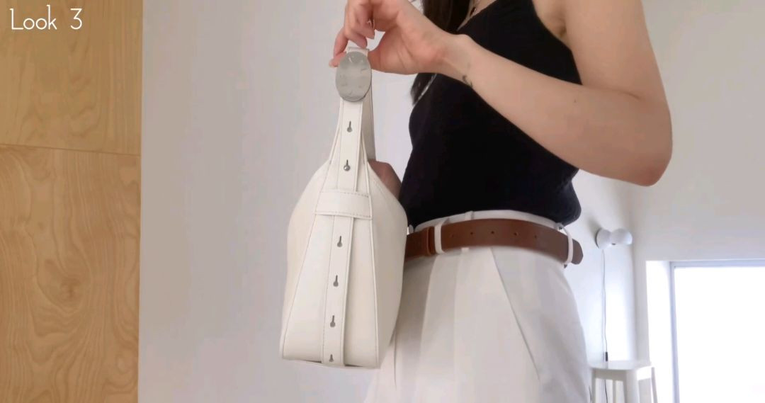 엘바테게브 그레이스백 화이트 이미지