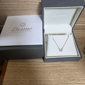 다이아미 14k 랩 다이아몬드 나비 목걸이 (화이트골드) 이미지