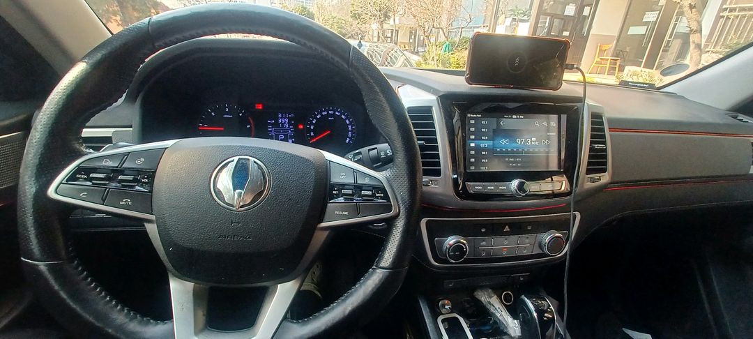 픽업트럭 하드탑 이미지