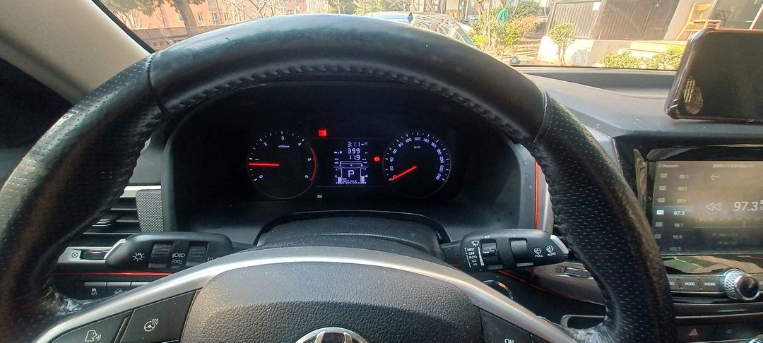 픽업트럭 하드탑 이미지