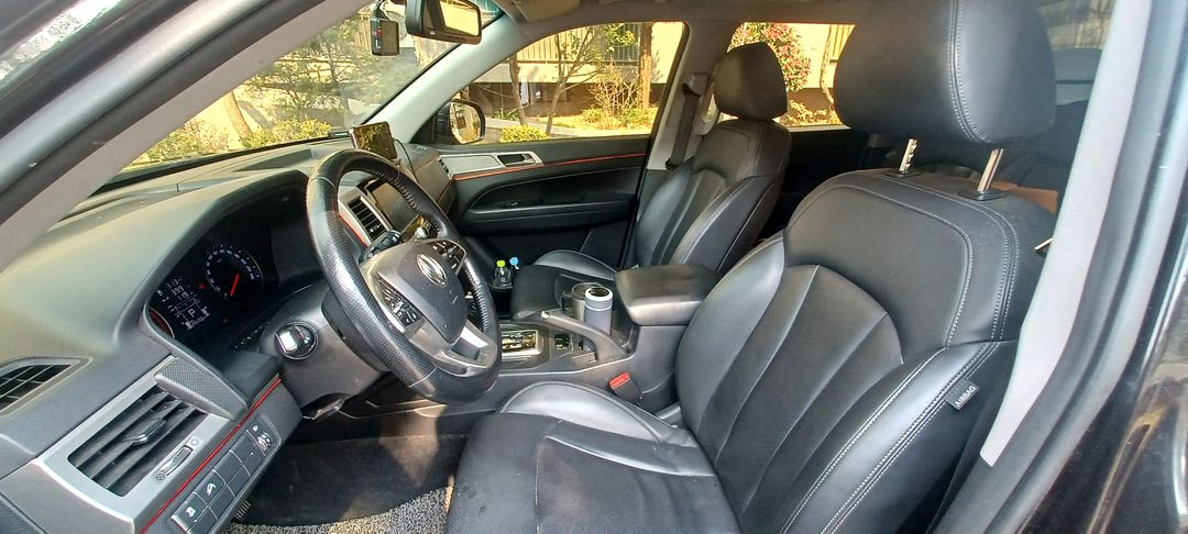 픽업트럭 하드탑 이미지