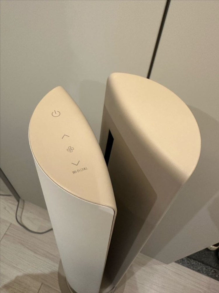 lg 퓨리케어 에어로타워 공기청정기 카밍베이지 이미지