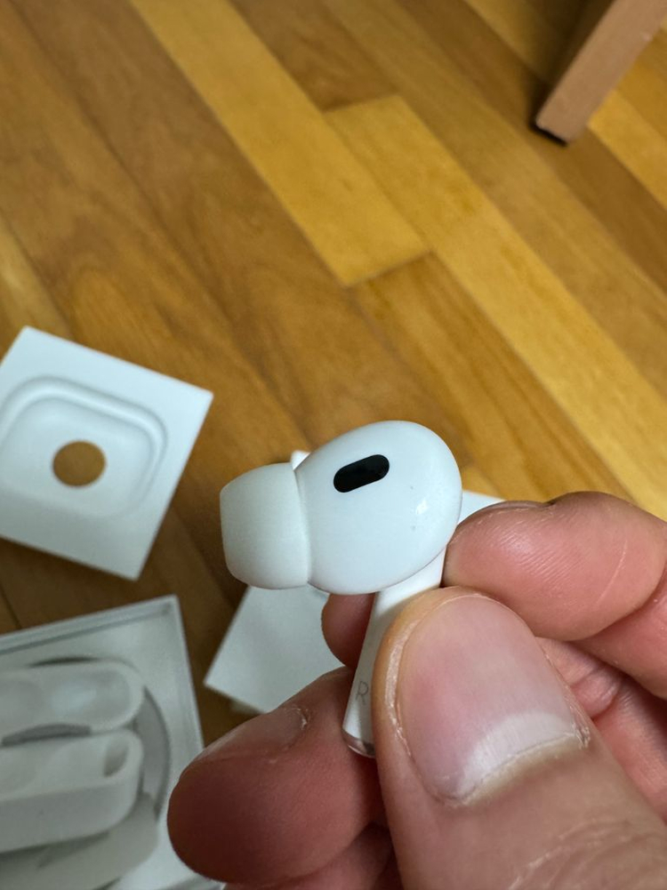 에어팟 프로 2세대(본체,오른쪽 유닛) 이미지