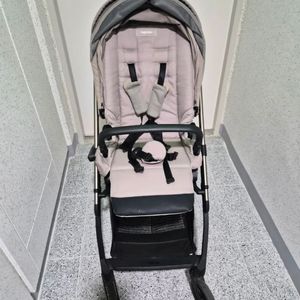 잉글레시나 일렉타 유모차(절충형) 팝니다 이미지