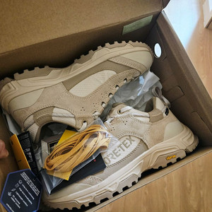 코오롱스포츠 무브 245 등산화 고어텍스 하이킹화 새상품입니다 이미지