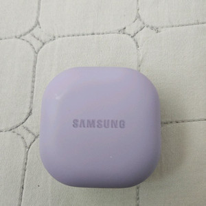 갤럭시버즈2프로 퍼플 A급 이미지
