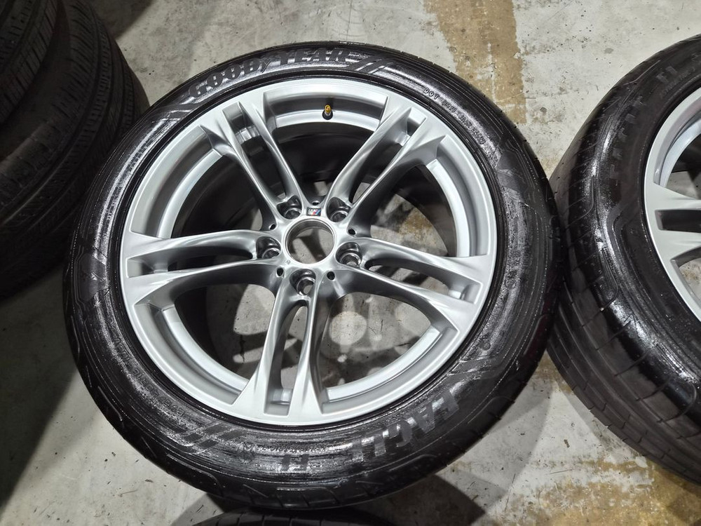 BMW F10 5시리즈 613M 18인치 순정 휠타이어 판매합니다 이미지