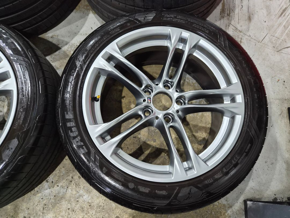 BMW F10 5시리즈 613M 18인치 순정 휠타이어 판매합니다 이미지