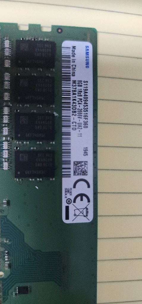 삼성 DDR4 8GB 데스크탑 메모리 8GB 1Rx8 PC4-2666V- UA2-11 이미지